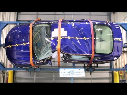 Ford Fusion Crash Video din 2010