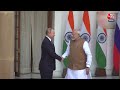 Putin के साथ बैठक के लिए Russia क्यों नहीं गए PM Modi | Jaishankar | India Russia Relations |Ukraine  - 02:46 min - News - Video