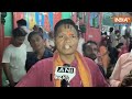 Hanuman Jayanti के अवसर पर Ayodhya में उमड़ी भक्तों की भीड़, लगा हनुमान भक्तों का तांता  - 02:05 min - News - Video
