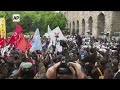 Istanbul police detain dozens defying ban on Labour Day gathering at Taksim Square  - 00:41 min - News - Video