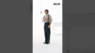 Шоу МУЗ.ЛИТ продолжается! Сегодня — IOWA и Андрей Катиков с песней «Красный свет».