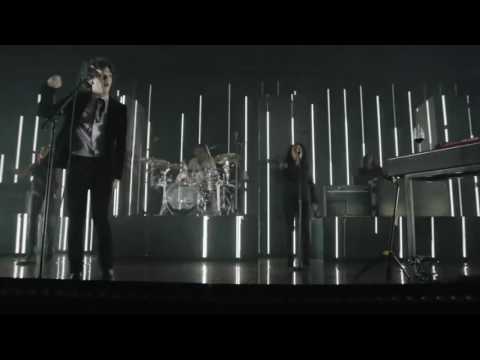The 1975 THE SOUND Live 1080p HD vevo 02 london UK - Full Song
