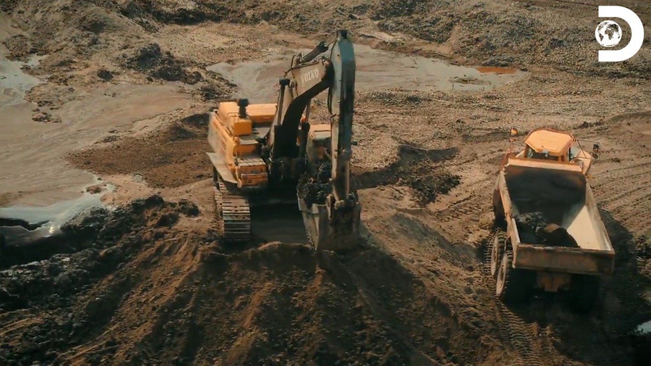 Can Parker Make A Gold Discovery? | Gold Rush S12 E2 | Discovery Channel India