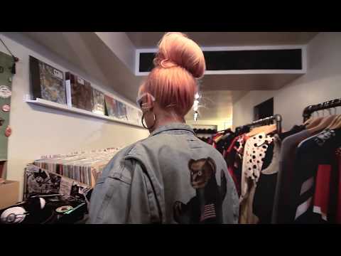 Kali Uchis - Record Shopping