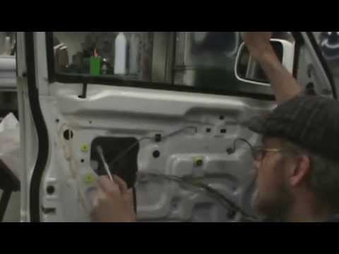 How to replace the window motor on a honda crv #4