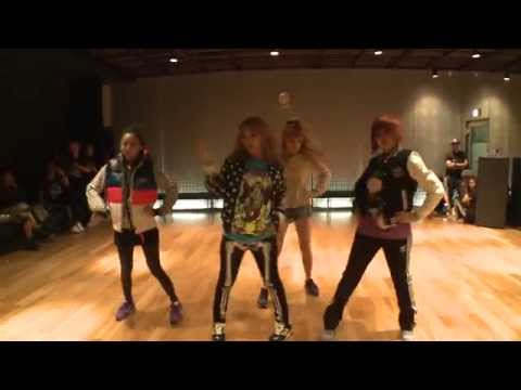 2NE1