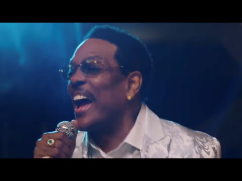 Charlie Wilson celebra el Día de San Valentín con "Forever Valentine", su nuevo sencillo y video musical de éxito