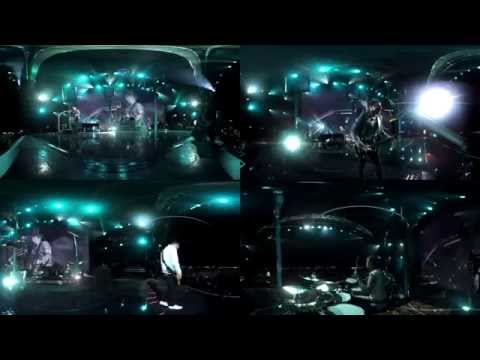 Muse - Micro Cuts Live Reading 2011 (360° Multi-cam)