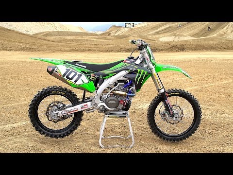 Racer X Films: Pro Circuit 2017 Kawasaki KX450F