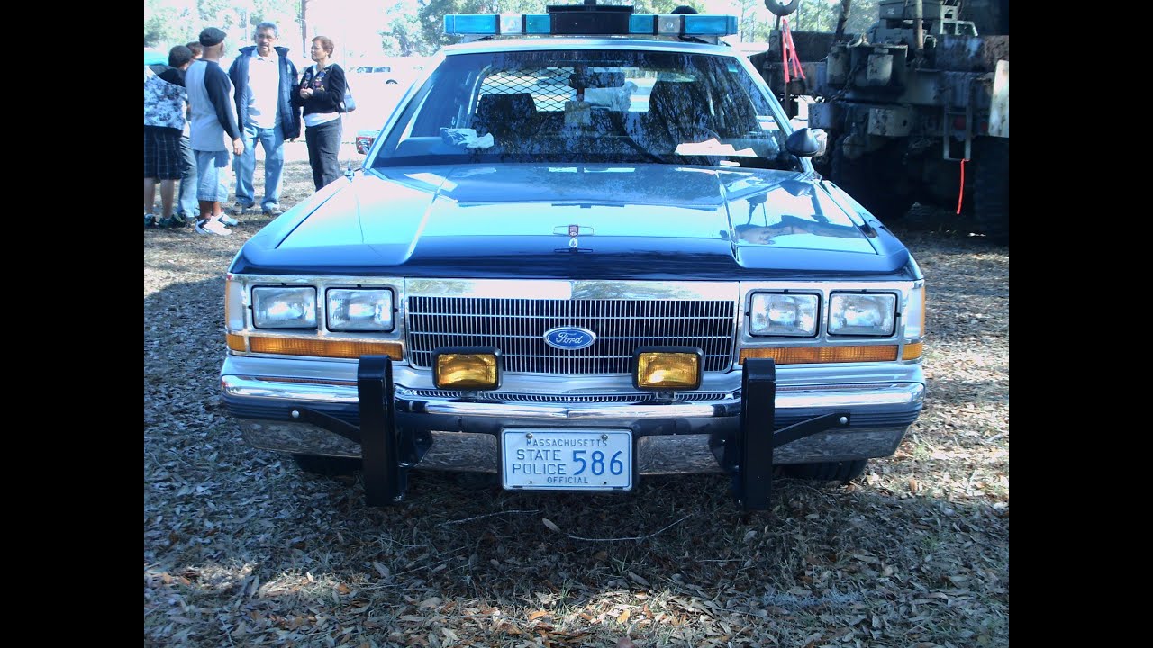 1988 Ford crown victoria police car #2