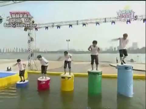 Siwon dancing to Rain's Love song