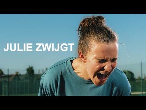 Julie zwijgt'