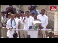 చంద్రబాబు మేనిఫెస్టో పై రెచ్చిపోయిన జగన్..! | YS Jagan Comments On TDP Manifesto | hmtv  - 07:40 min - News - Video