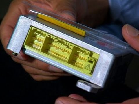 CNET On Cars - Black box: The snitch inside your car