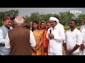 PM Modi Viral Video LIVE: अचानक किसानों के बीच क्यों पहुंचे पीएम मोदी? | Modi Interacts with Farmers  - 01:32:36 min - News - Video