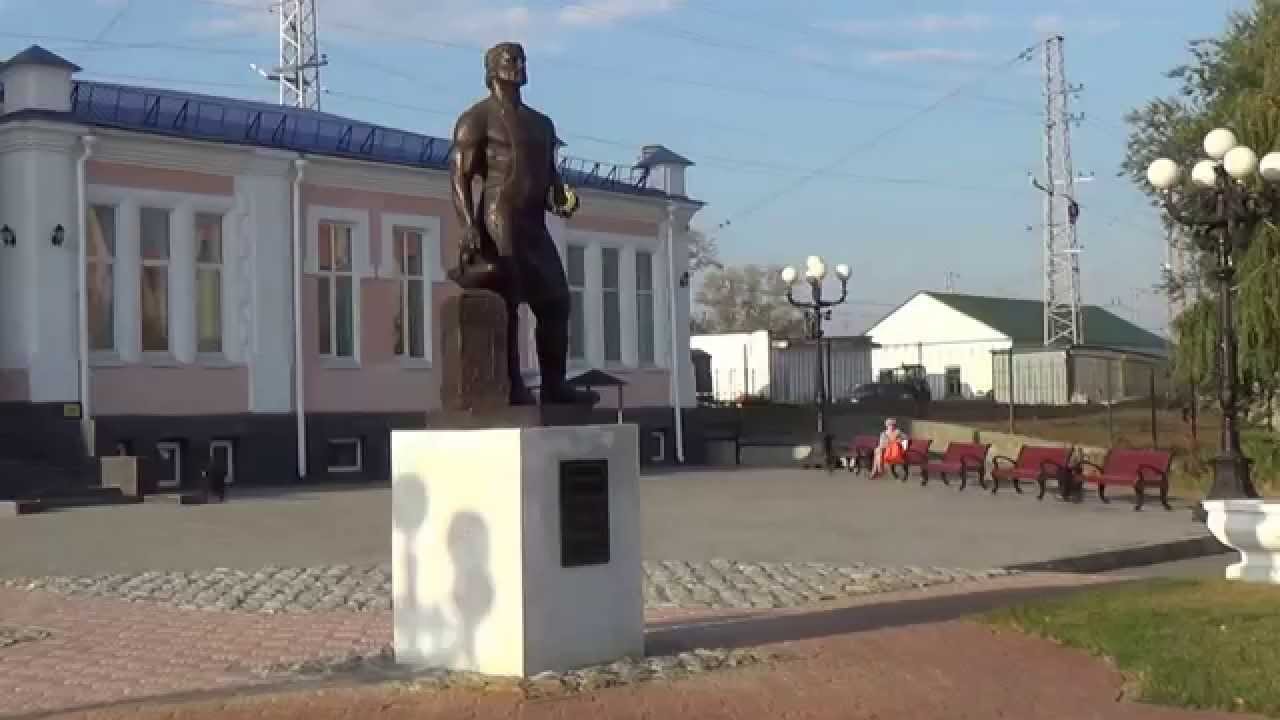 Кузнецк пензенская обл. Кузнец город Пензенская область. Площадь Ленина Кузнецк. Привокзальная площадь г Кузнецк Пензенской области 2021. Достопримечательности Кузнецка Пензенской области.