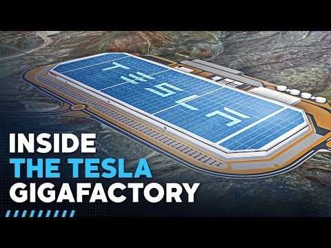 „Прошетка“ низ огромната футуристичка фабрика на Tesla
