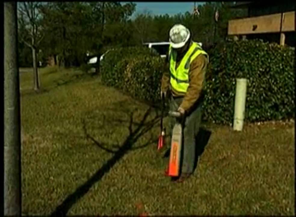 Call 811 Before You Dig - YouTube