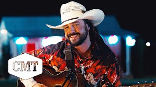 Ian Munsick’s Acoustic Set of “Long Live Cowgirls”, “White Buffalo” &amp; More | CMT Campfire Sessions
