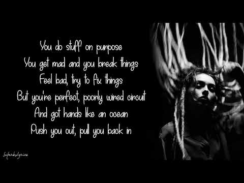 Zhavia - Issues (Lyrics)