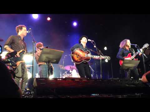 Johnny Depp Plays Guitar with The New Basement Tapes - LIVE -