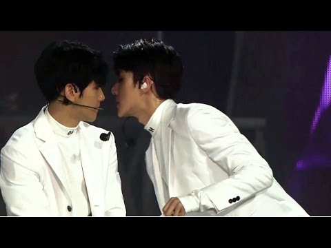 EXO