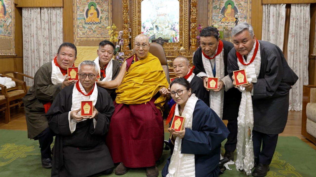 His Holiness the Dalai Lama Meets Newly Elected Leadership of Tibetan Parliament and Kashag