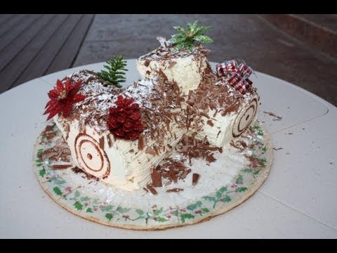 Yule Log or Buche de Noel Cake recipe and decoration - YouTube