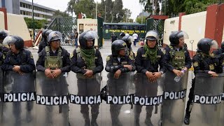 Cientos de turistas quedan varados en Perú a causa de las protestas antigubernamentales