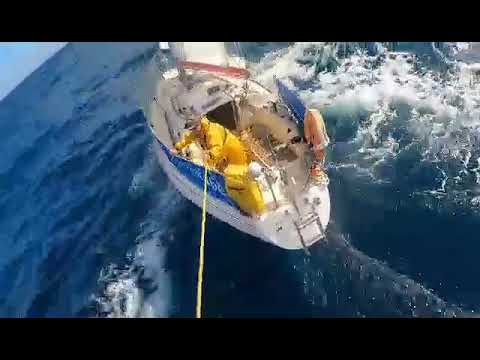 Entrainement de sauvetage sur First 30 Astrolabe entre l'Ecosse et la Norvège