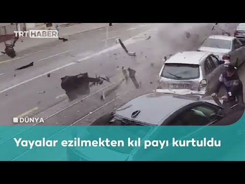 Hırvatistan’da yayalar ölümden kıl payı kurtuldu
