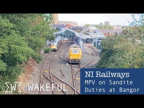 (4-TONE) NI Railways MPV No. 11 at Bangor + 4012 (25/09/2020)