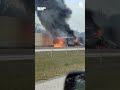 Small plane collides with vehicle on Florida highway, police say  - 01:00 min - News - Video