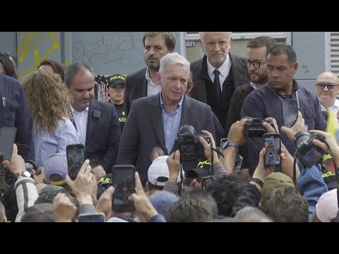 Colombia ex-president appears at memorial site for Miguel Uribe | AFP