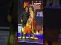 Sealed With A Kiss: To Shah Rukh Khan From Deepika And To John From, Ahem, SRK  - 00:21 min - News - Video