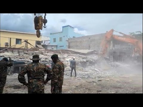 Rescuers hunt for survivors in Vanuatu earthquake, 14 dead | AFP