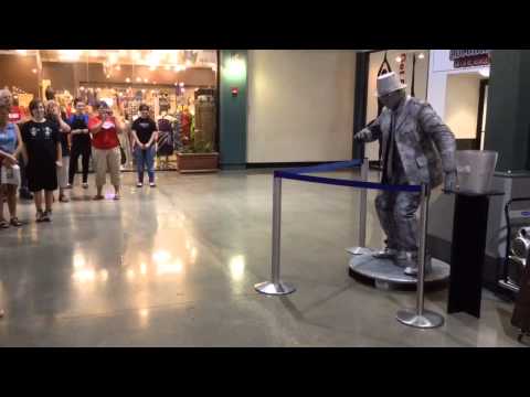 Dubstep Dance Battle: Me vs. Eclypse