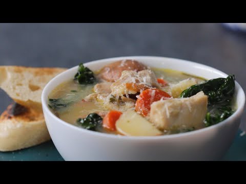How To Make Quick & Cozy Chicken And Kale Stew