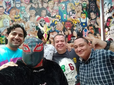 +Lucha con X Fly e Hijo del Mosco X Fly, en Taquería Chabelo (Agosto 2018)