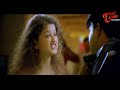 మైక్ సెట్ చేయాలి అని చెప్పి అక్కడ చేతులు వేసి ఏం చేస్తున్నాడో చూస్తే | Telugu Comedy | Navvula TV  - 08:11 min - News - Video