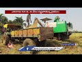 Farmers Sell Raw Paddy As It Became Difficult To Save Crop Fields |  Nizamabad | V6 News  - 04:30 min - News - Video