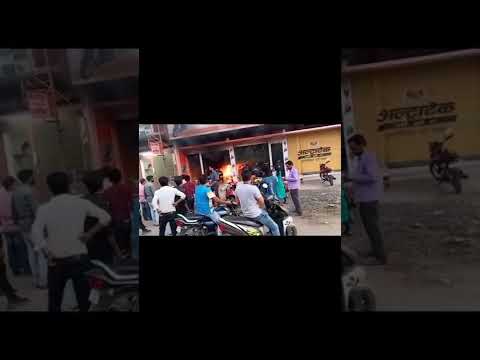Electric Scooter Explodes at an EV Showroom in Balaghat, Madhya Pradesh #EV #fire