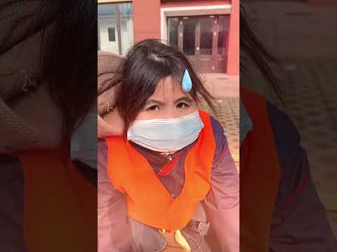 ¡Todo comenzó con un billete y <strong>terminó</strong> en matrimonio! 💵💍