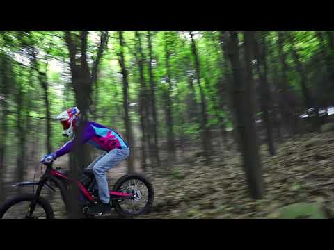 Sur-Ron LB Youth Electric Motocross Bike in Action!