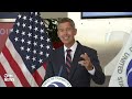 WATCH: Duffy and air traffic controller union head hold news briefing on effect of federal shutdown