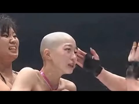 坊主女子レスラーがビンタ、首絞めを耐える。#生成ai #女子プロレス #buzzcut