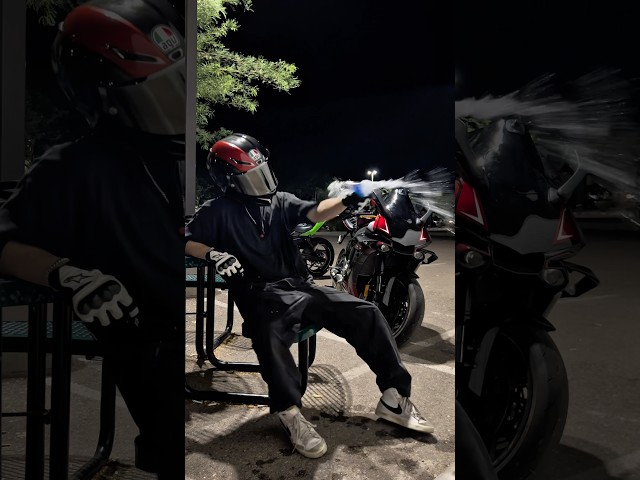 What a SHOCKING love story #biker #biketok #relationship #bikers #comedy #relationships