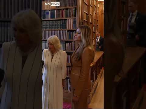 Queen shows Melania Trump around the Royal Library