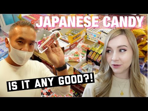 Trying Retro Japanese Snacks for the First Time!! ft. @Ryotaro's Japan