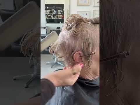 Layer bob haircut #haircut #hair #hairstyle #layerup #pixiehaircut #short #video #lblowup #diy #usa